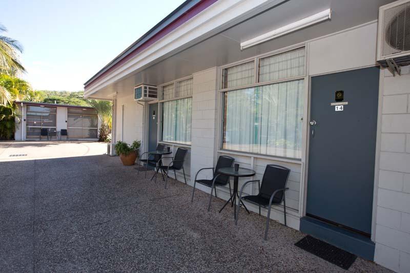 South Gladstone Motel Buitenkant foto