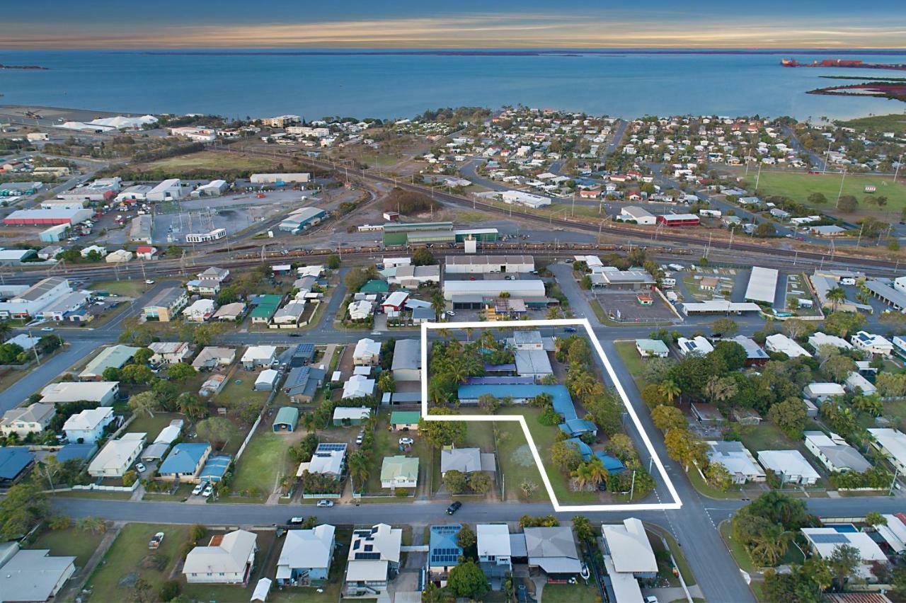 South Gladstone Motel Buitenkant foto